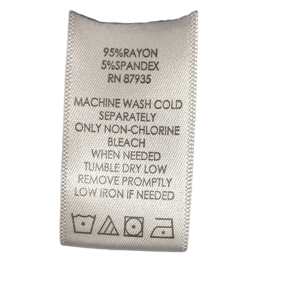 4/$25 LOGO layers summer multi color top sleeveless high low size medium - Picture 7 of 7